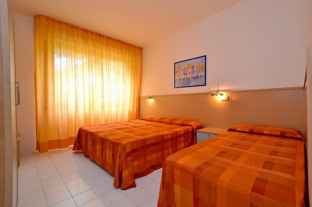Parco Hemingway Apartment Lignano Sabbiadoro Ruang foto