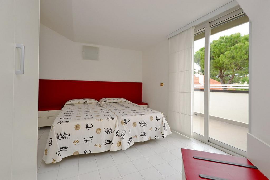 Parco Hemingway Apartment Lignano Sabbiadoro Ruang foto