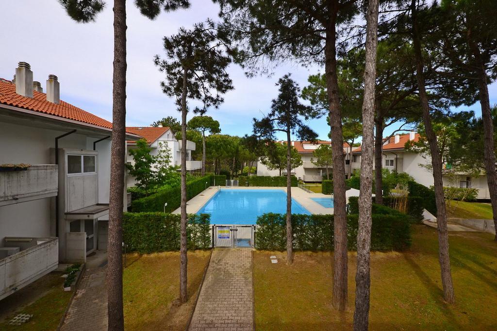 Parco Hemingway Apartment Lignano Sabbiadoro Bagian luar foto