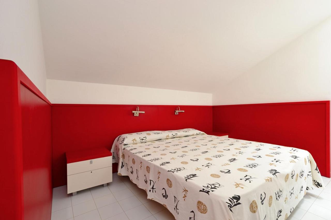 Parco Hemingway Apartment Lignano Sabbiadoro Bagian luar foto